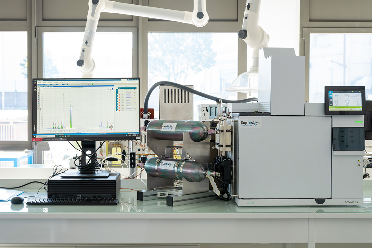 Analyseurs de gaz en laboratoire Explorair Explorair dispose d'un équipement d'analyseurs de gaz en laboratoire